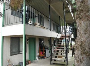 435 1st St, Gaston, OR 97116