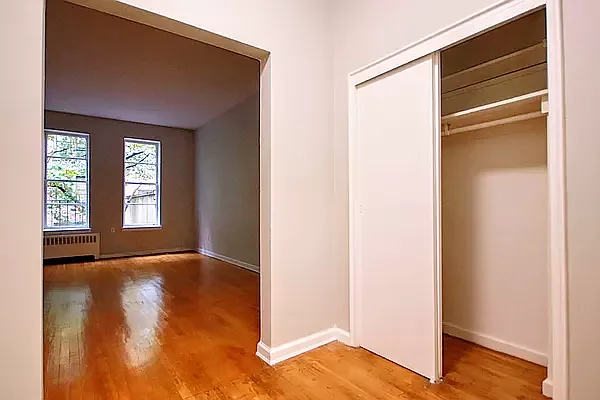 Rented by REAL New York | media 20