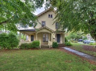 461 Woodruff Ave, South Kingstown, RI 02879