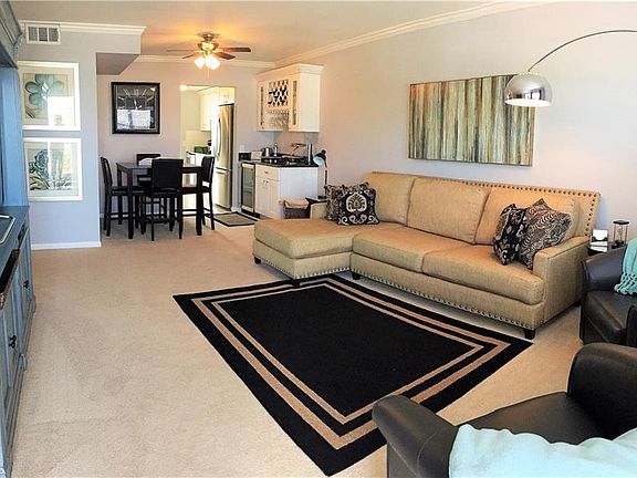3rd image of 1819 Shore Dr S APT 211