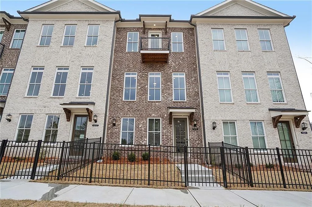 1019 Crown Oak St #51 photo 1
