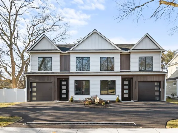 55 Louise Rd #55, Chestnut Hill, MA 02467