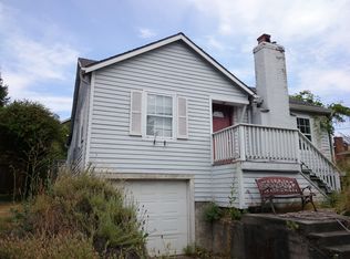 3700 SW Barton St, Seattle, WA 98126