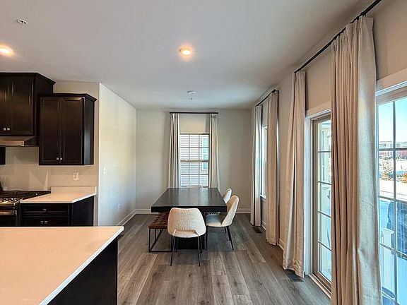 3rd image of 14705 Ring House Rd