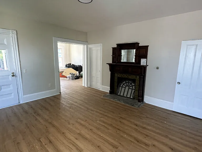 11 Dedford St #1 — Photo 5