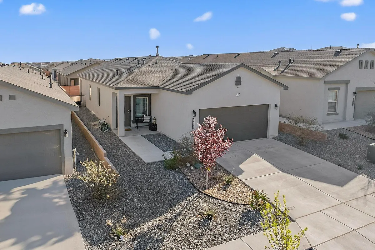 Building Photo - 10650 Valedon Ln SW