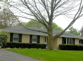 6387 W Cloverleaf Ln, Brown Deer, WI 53223