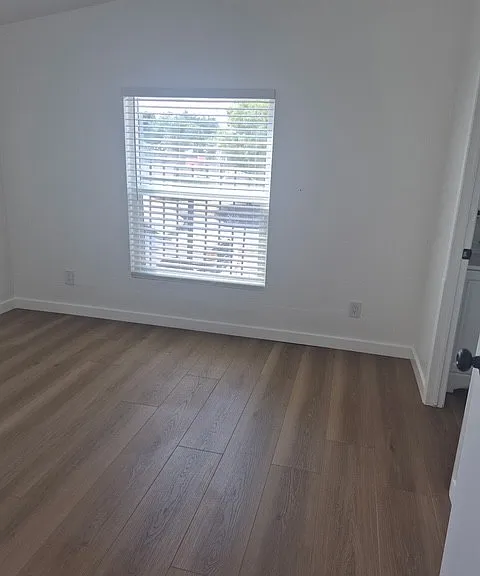 8391 San Fernando Rd #9 — Photo 7