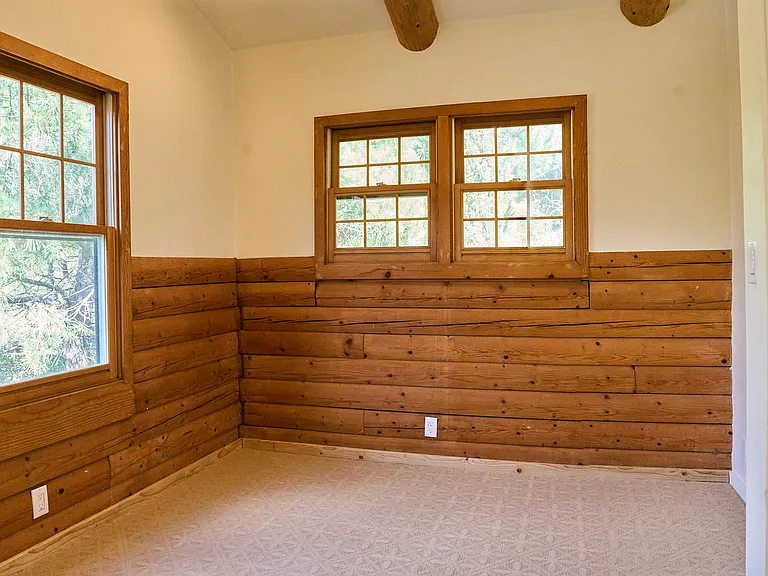 373 Loftyhill Dr — Photo 15