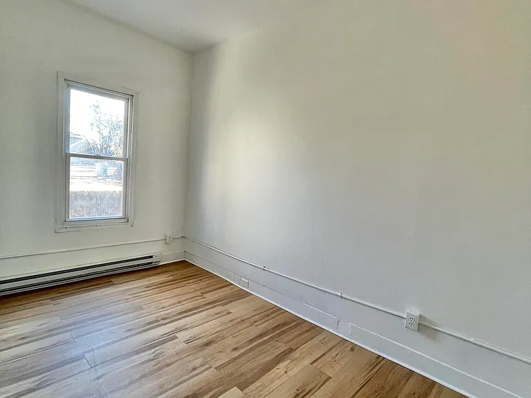 1028 N Webster Ave #1 — Photo 28