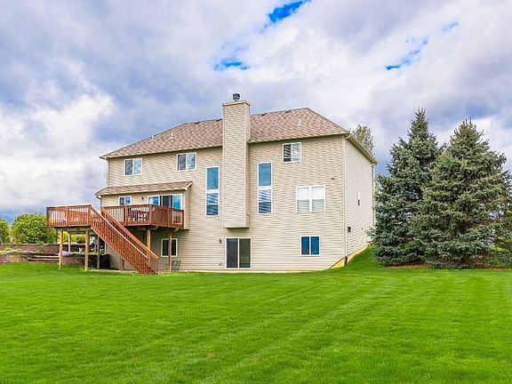 3rd image of 2730 Island Hills Dr