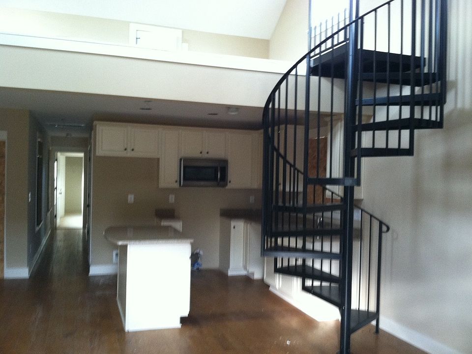 2nd image of 306 Cabana Way