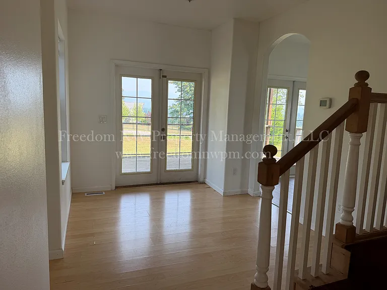 998 Burnt Ridge Rd — Photo 4