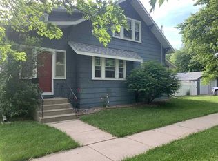 419 E 7th St, Hastings, NE 68901