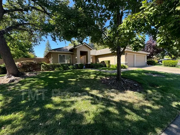 2144 Gold Hollow Ct, Gold River, CA 95670