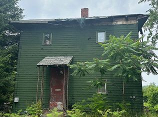 618 W 7th St, Jamestown, NY 14701