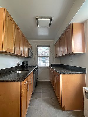2nd image of 30 W 141st St APT 4