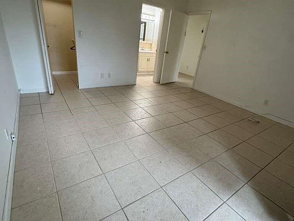 5th image of 402 Saint Andrews Road #55