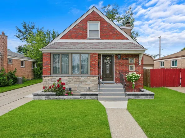 7932 S Kildare Ave, Chicago, IL 60652