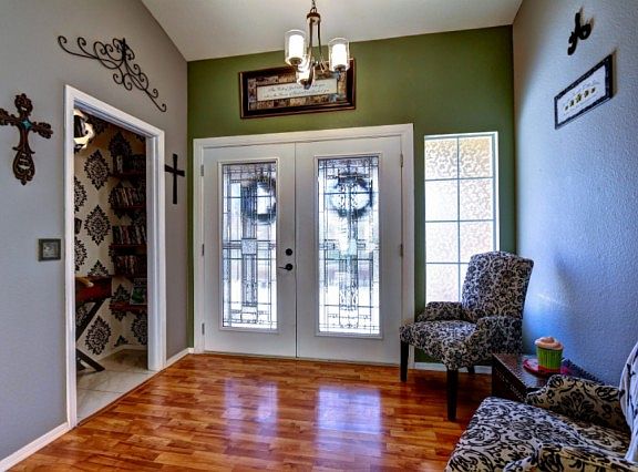 3rd image of 2801 Tumble Brook Dr