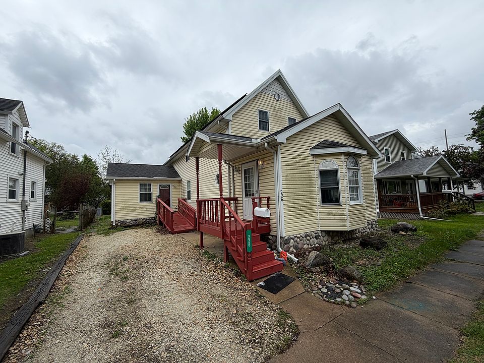 1st image of 226 E Orleans St