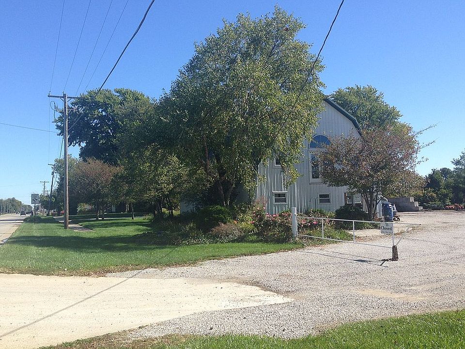 2nd image of 1905 W Main St
