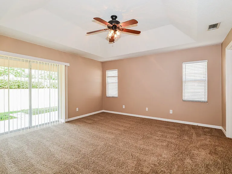 1604 Silhouette Dr — Photo 10