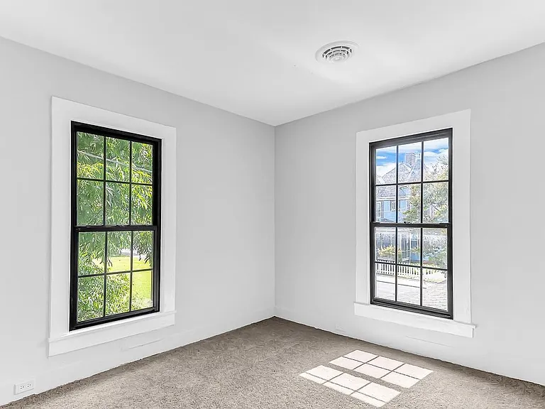 211 Walnut St — Photo 27