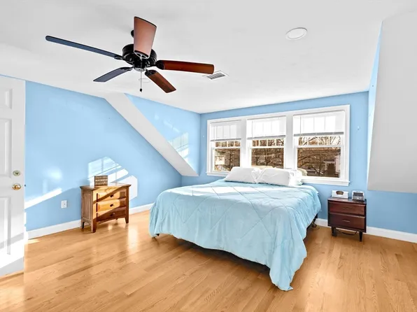 108 Ivy Rd, Weymouth, MA 02190