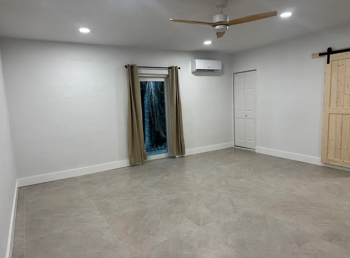 Studio, 400 sqft, $1,150 — Photo 3