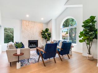 403 Cypress Point Dr, Palm Desert, CA 92211