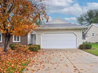 18231 Crownhill Dr, South Bend, IN 46637