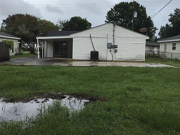 2nd image of 204 Hidalgo Dr