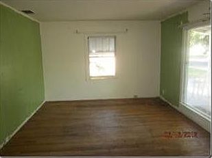 2nd image of 2923 E Cornell Ave