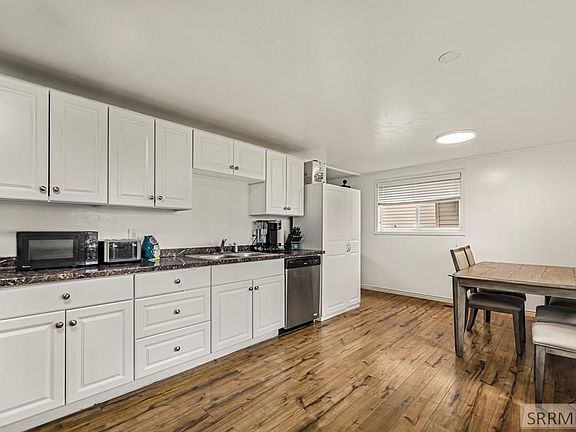 5th image of 2287 Croft St