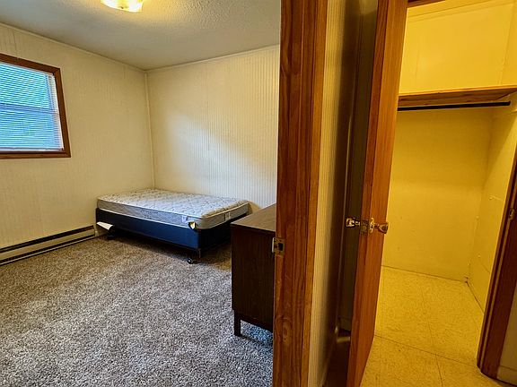 4th image of 1007 E Park St #22