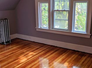 877 Pleasant St APT 3, Worcester, MA 01602