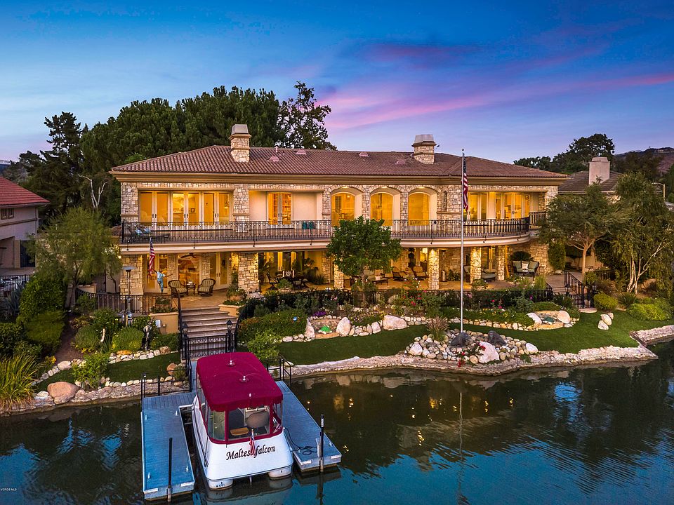 1st image of 32156 Oakshore Dr