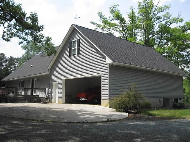 2nd image of 3731 Busbee Rd
