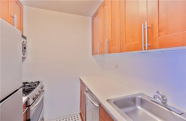 Rented by (Legacy) Elegran | media 11