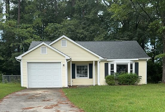 1st image of 101 Wedgewood Dr
