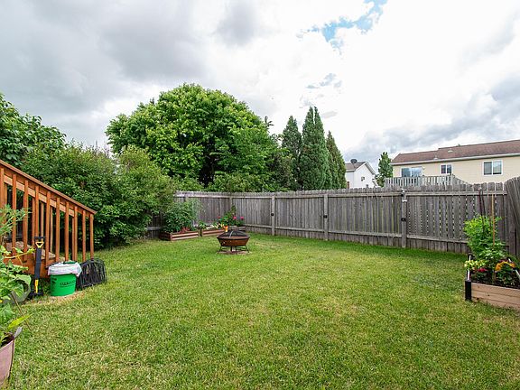 4th image of 2906 Dakota Park Cir S