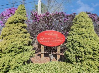 36 Country Club Ln #D, Milford, MA 01757