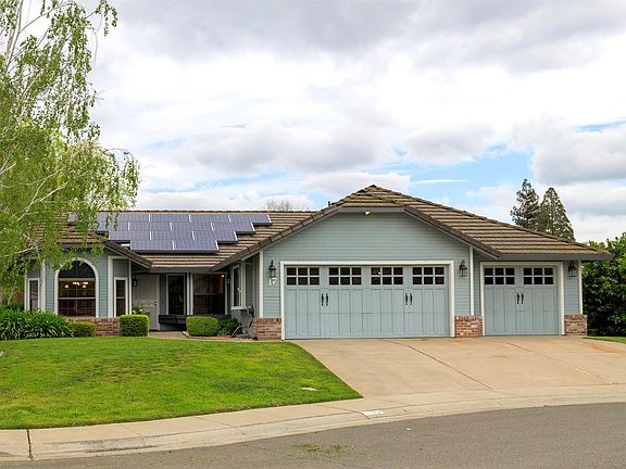 2nd image of 17 Sunshine Ct