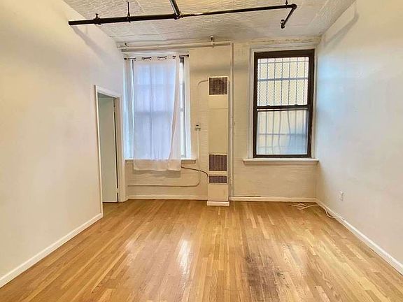 3rd image of 14 Stockholm St #102