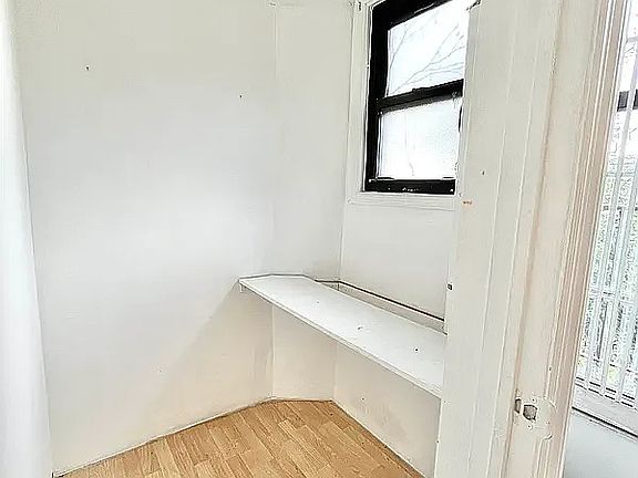 3rd image of 371 Menahan St APT 2L