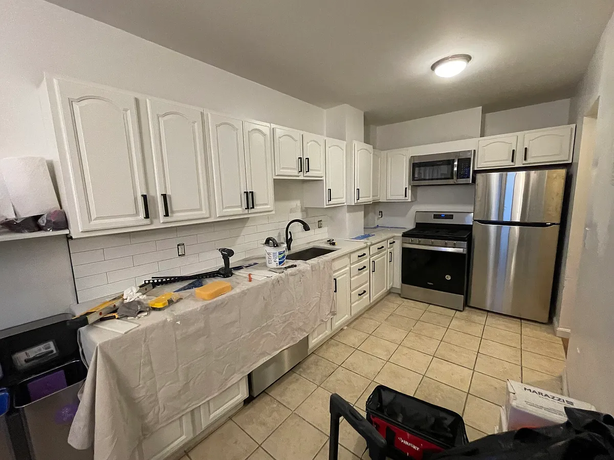 Building Photo - 448 Park Dr #1X