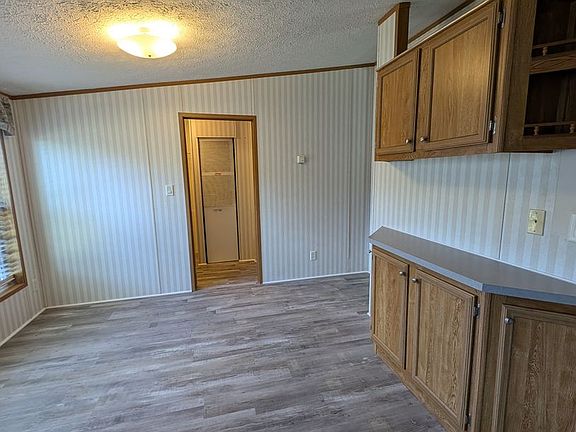 5th image of 2741 Crab Tree St