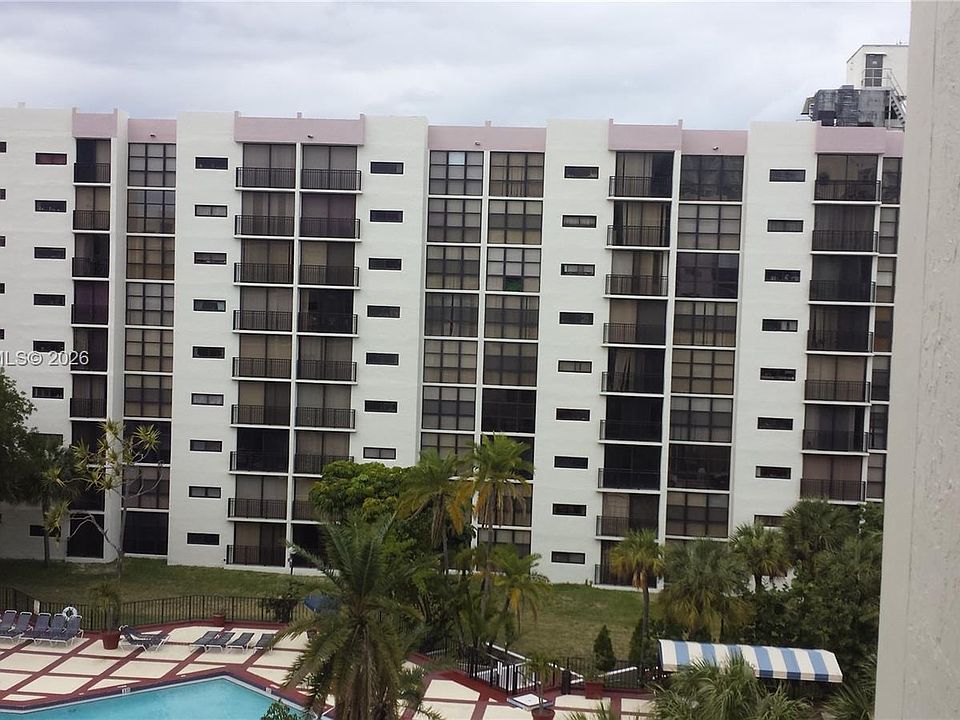 1st image of 16909 N Bay Rd APT 914