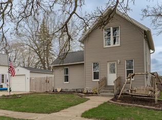 15 2nd St SE, Dodge Center, MN 55927